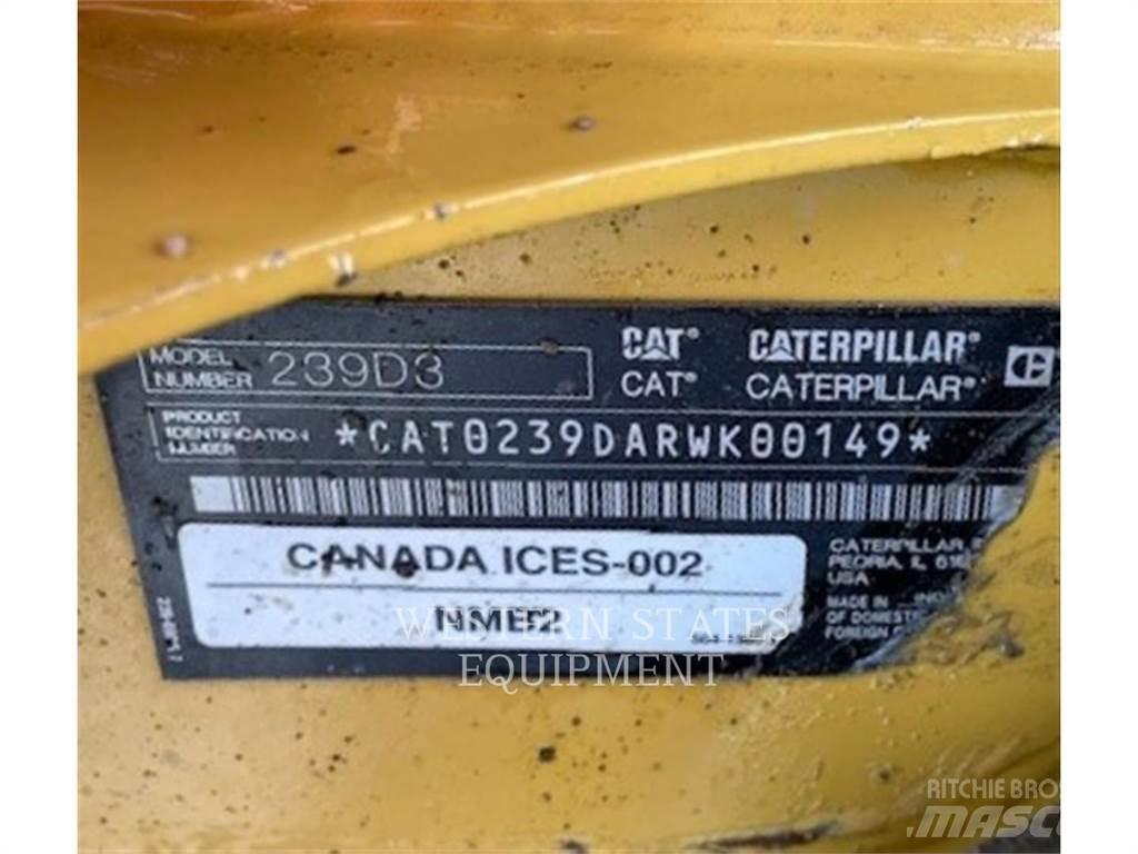 CAT 239D3 Krautuvai su šoniniu pasukimu