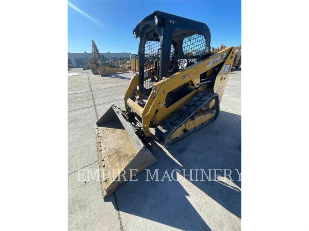 CAT 239D3 Krautuvai su šoniniu pasukimu