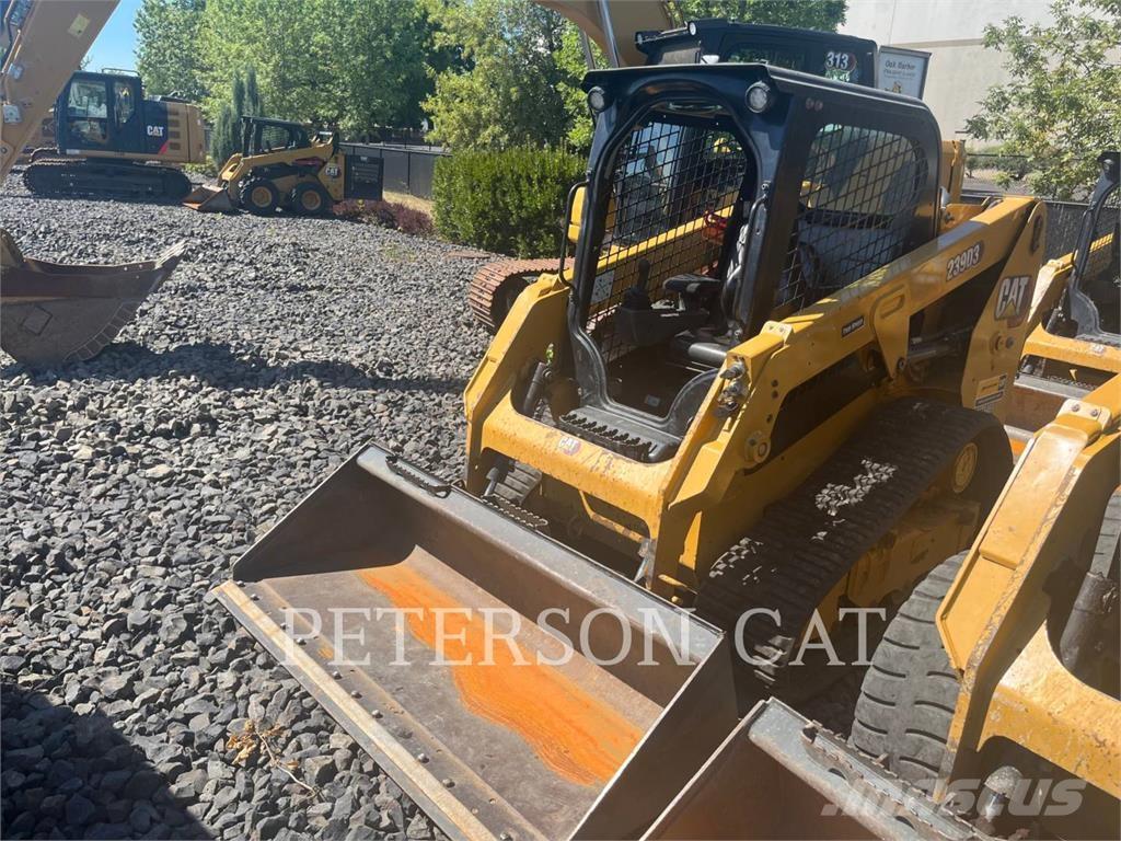 CAT 239D3 Krautuvai su šoniniu pasukimu