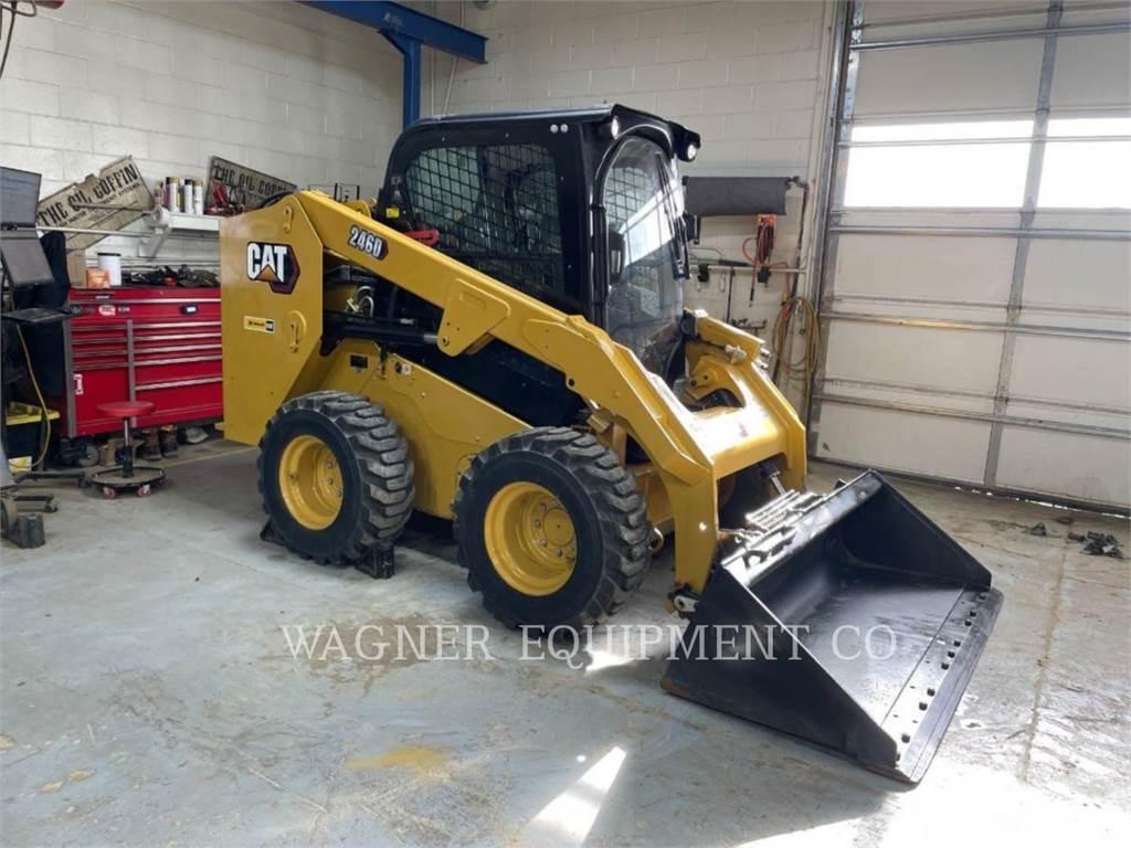 CAT 246D Krautuvai su šoniniu pasukimu