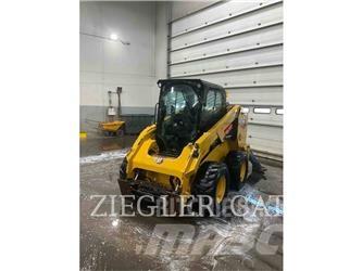 CAT 246D3 Krautuvai su šoniniu pasukimu