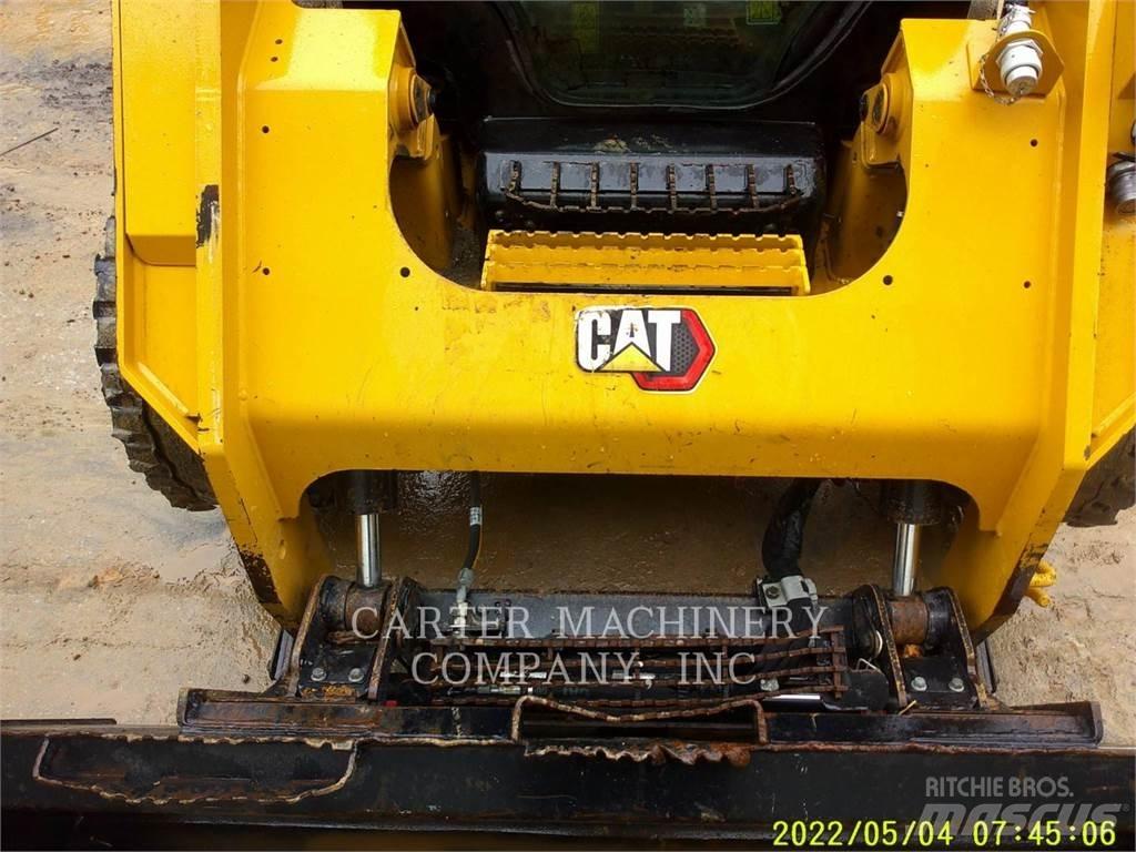 CAT 246D3 Krautuvai su šoniniu pasukimu