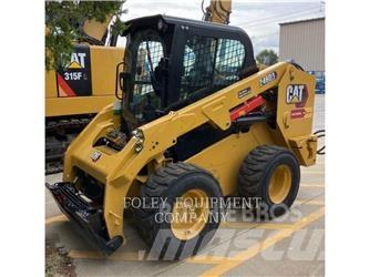 CAT 246D3XPS2C Krautuvai su šoniniu pasukimu