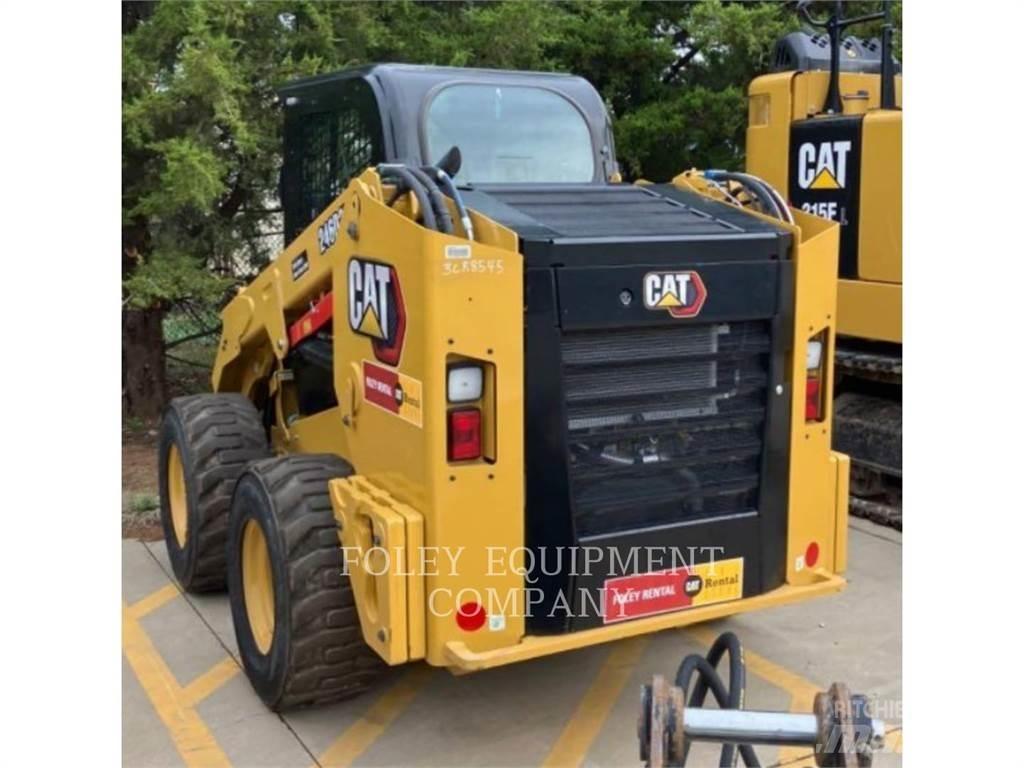CAT 246D3XPS2C Krautuvai su šoniniu pasukimu