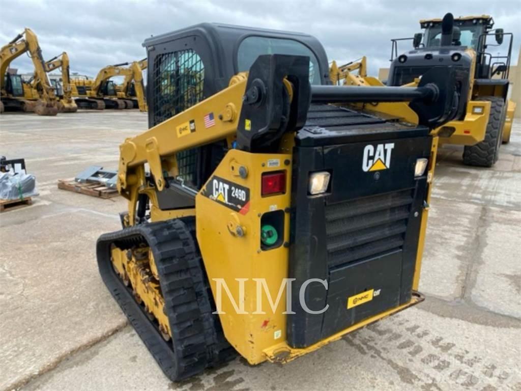 CAT 249D Krautuvai su šoniniu pasukimu