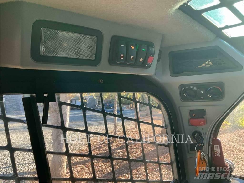 CAT 249D3 Krautuvai su šoniniu pasukimu