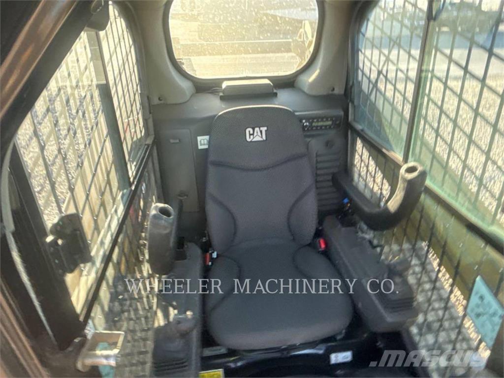 CAT 249D3 C3H2 Vikšriniai krautuvai