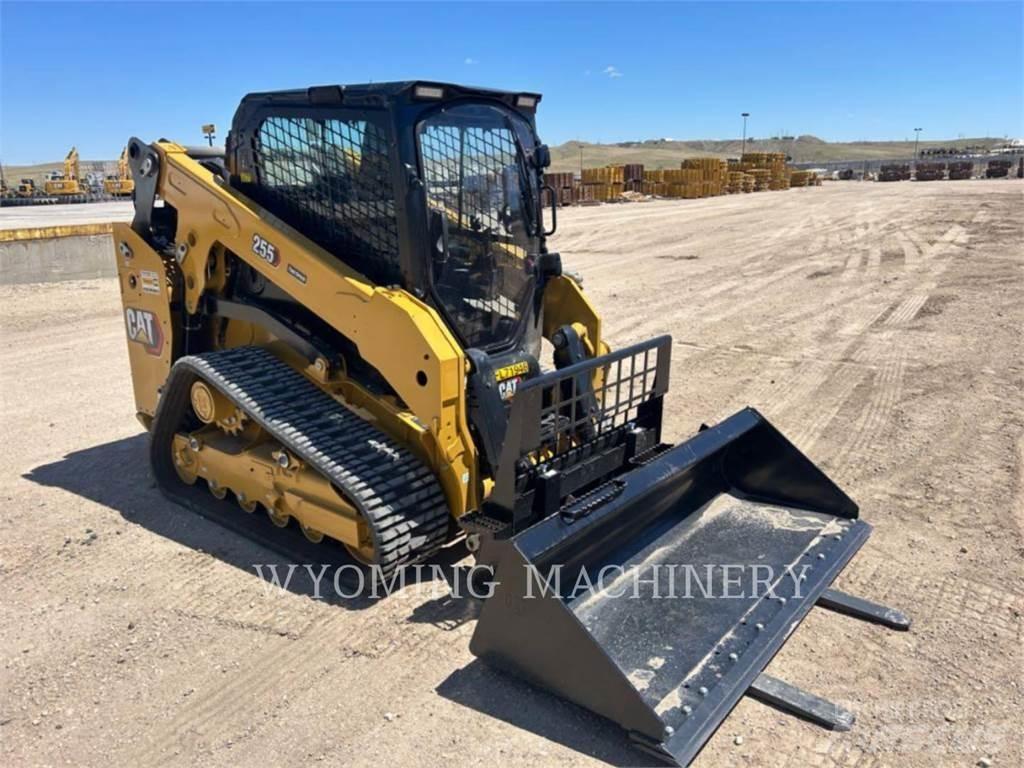 CAT 255 Krautuvai su šoniniu pasukimu
