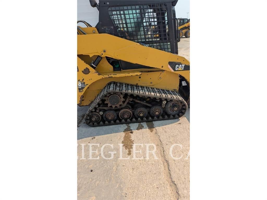 CAT 257B3 Vikšriniai krautuvai