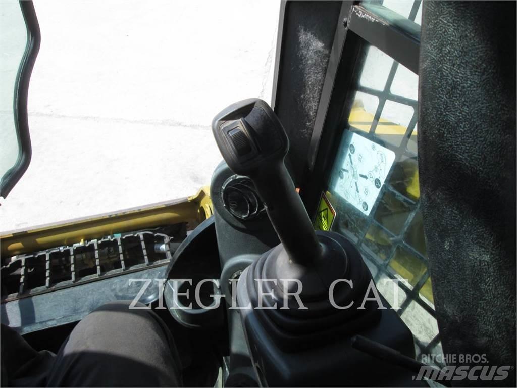 CAT 257D Vikšriniai krautuvai