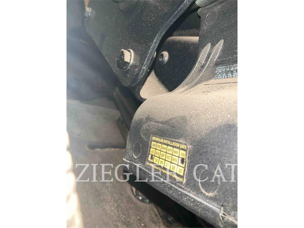 CAT 257D Vikšriniai krautuvai