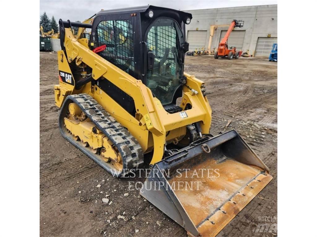 CAT 259D Krautuvai su šoniniu pasukimu