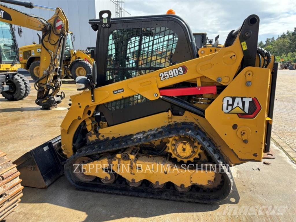 CAT 259D Krautuvai su šoniniu pasukimu
