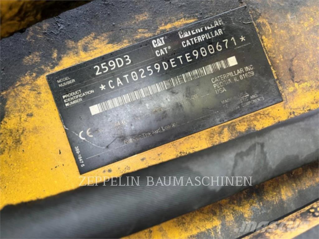 CAT 259D Krautuvai su šoniniu pasukimu