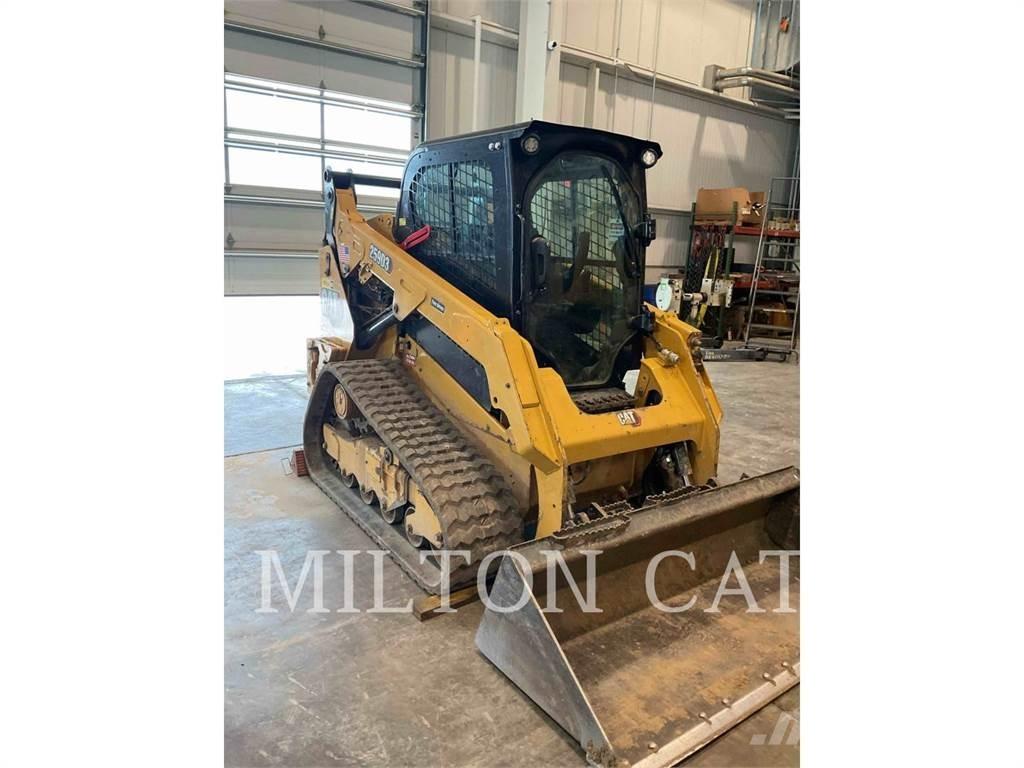 CAT 259D 3 Krautuvai su šoniniu pasukimu