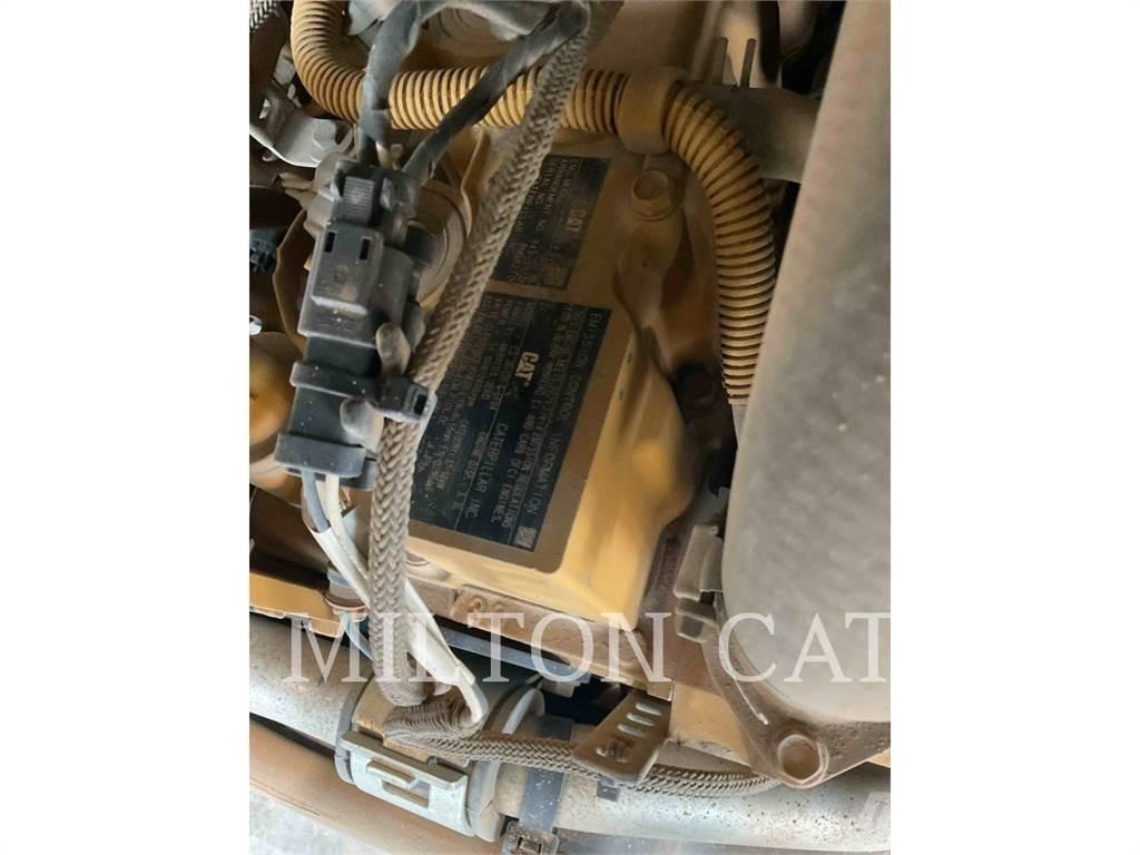 CAT 259D 3 Krautuvai su šoniniu pasukimu