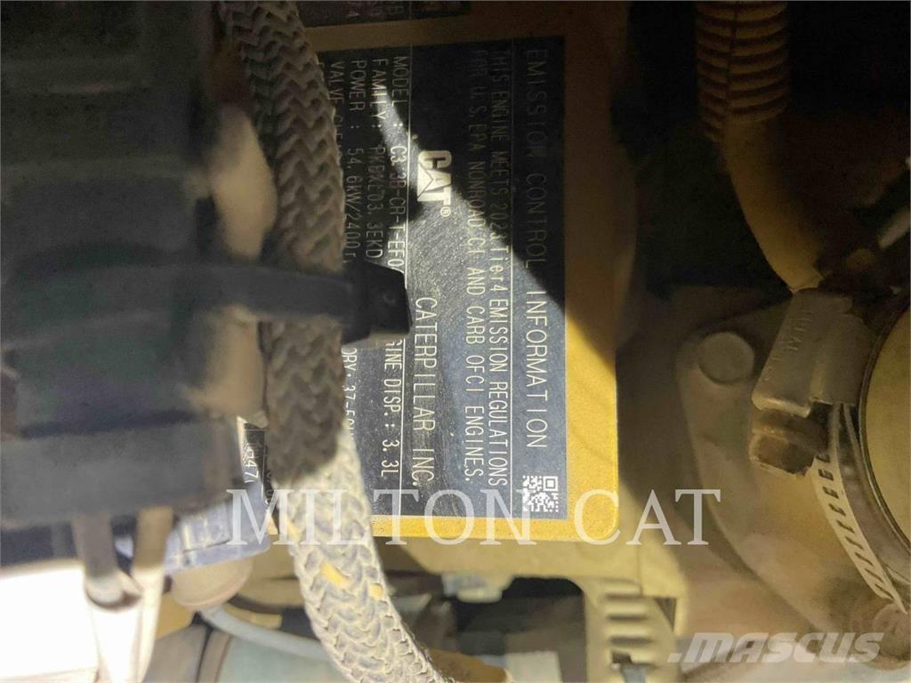 CAT 259D 3 Krautuvai su šoniniu pasukimu