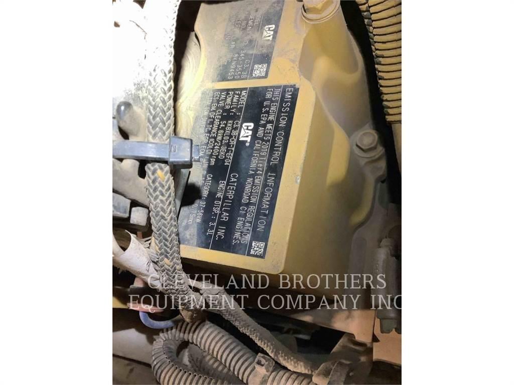 CAT 259D HF Krautuvai su šoniniu pasukimu