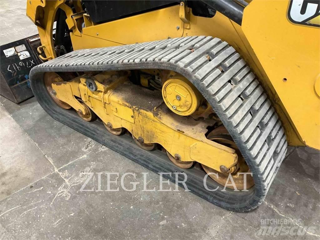 CAT 259D3 Vikšriniai krautuvai