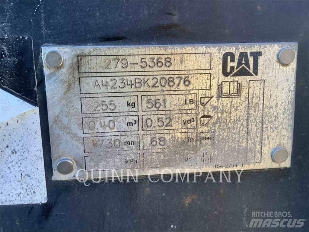CAT 259D3 Krautuvai su šoniniu pasukimu