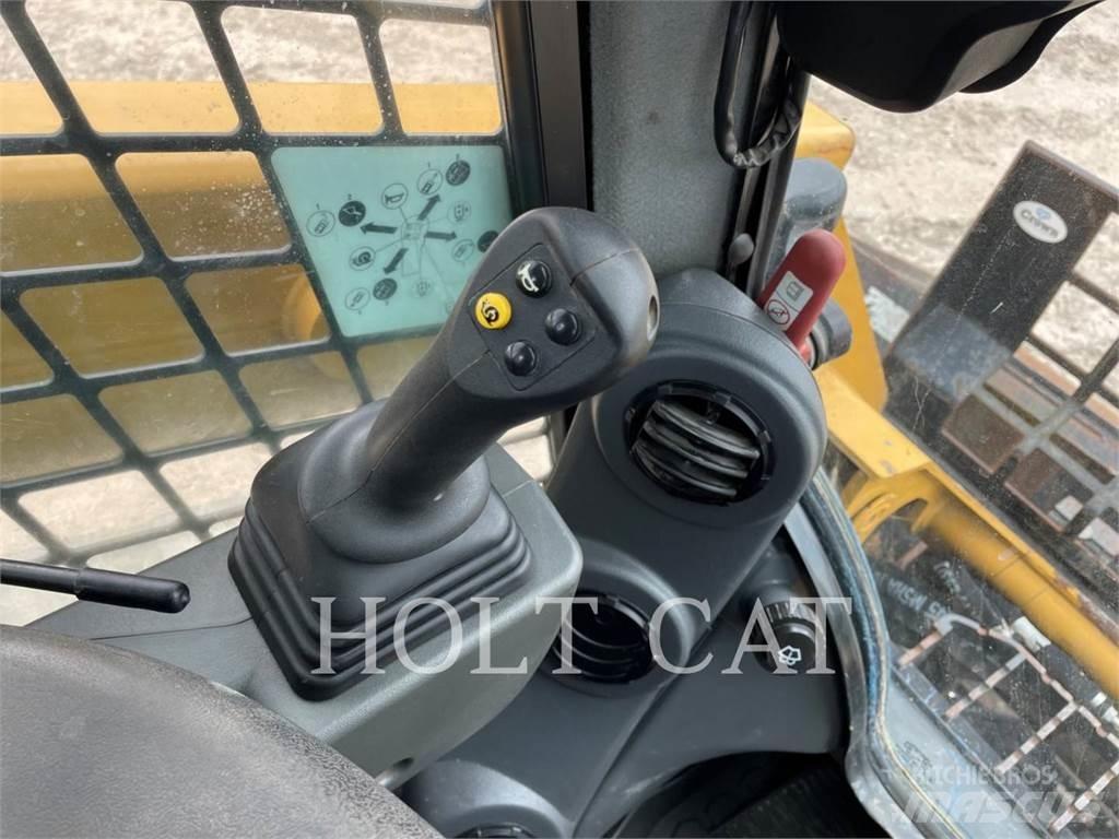 CAT 259D3 Vikšriniai krautuvai