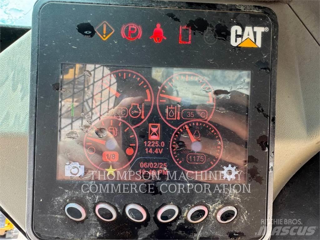 CAT 259D3 Vikšriniai krautuvai