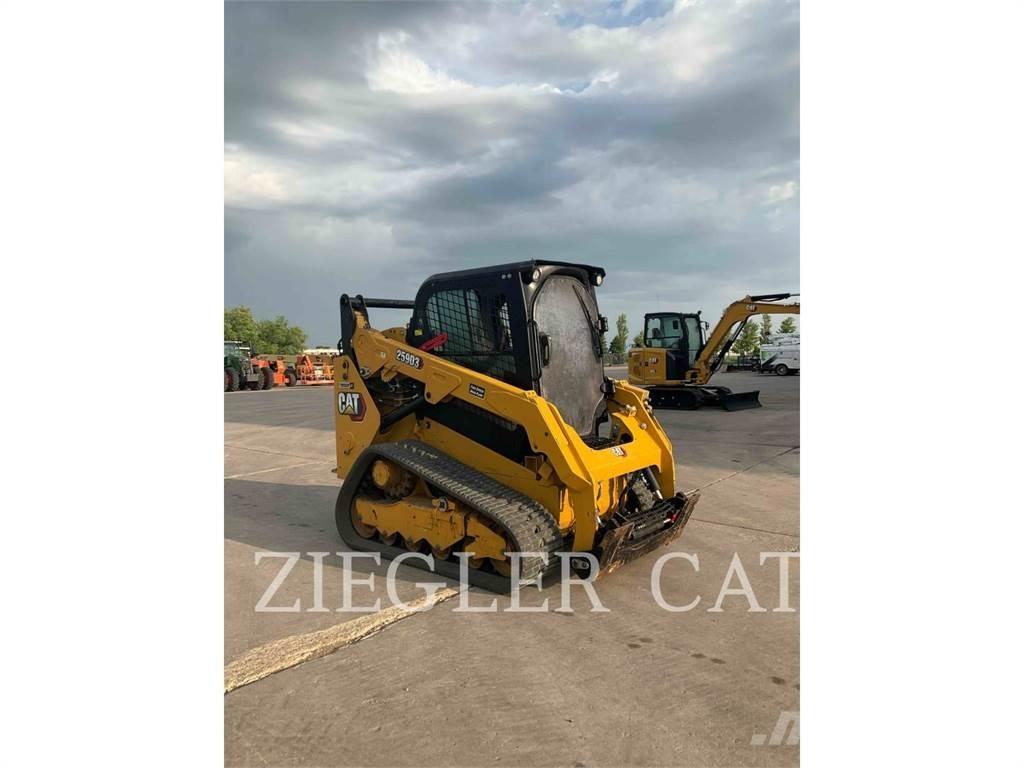 CAT 259D3 Vikšriniai krautuvai