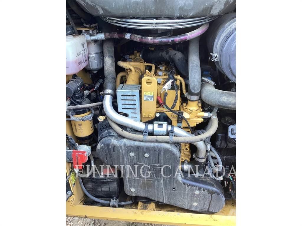 CAT 259D3 Vikšriniai krautuvai