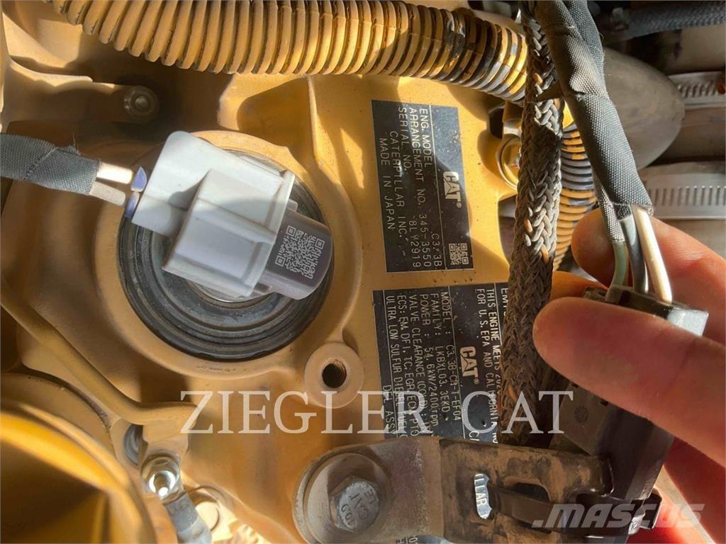 CAT 259D3 Vikšriniai krautuvai