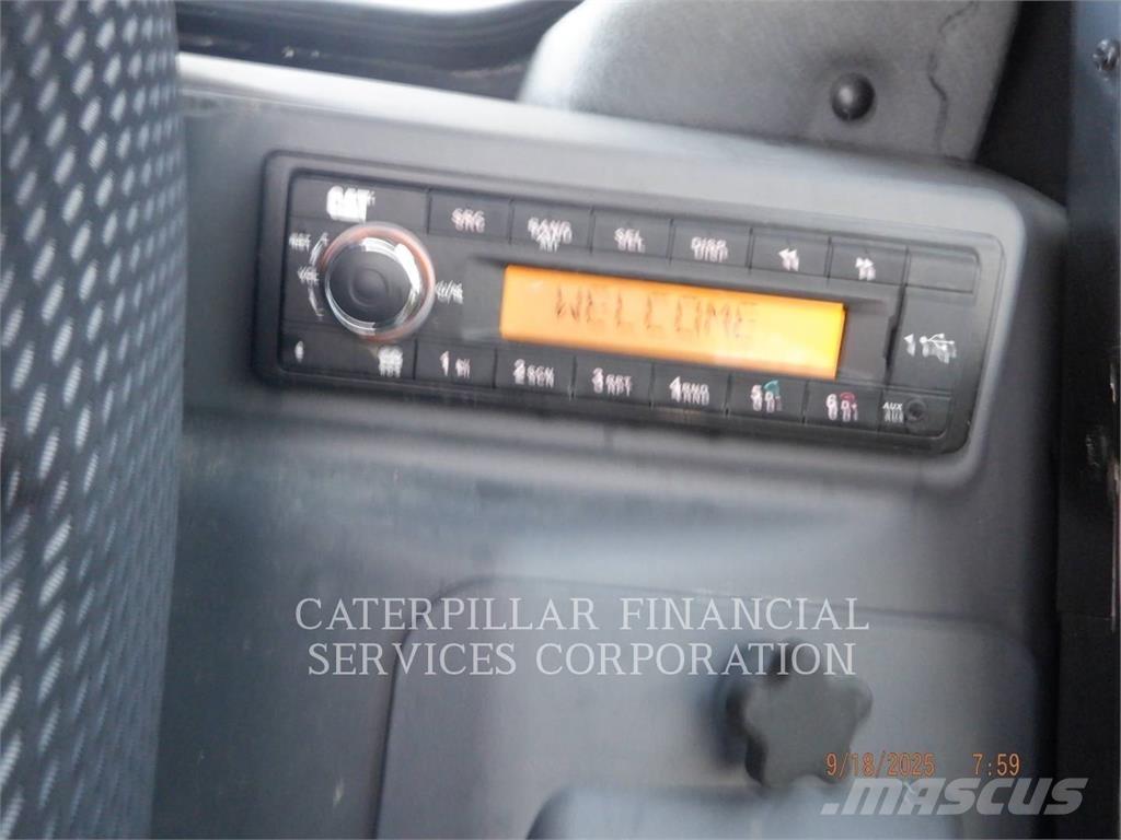 CAT 259D3 Vikšriniai krautuvai