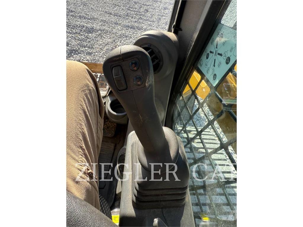 CAT 259D3 Vikšriniai krautuvai