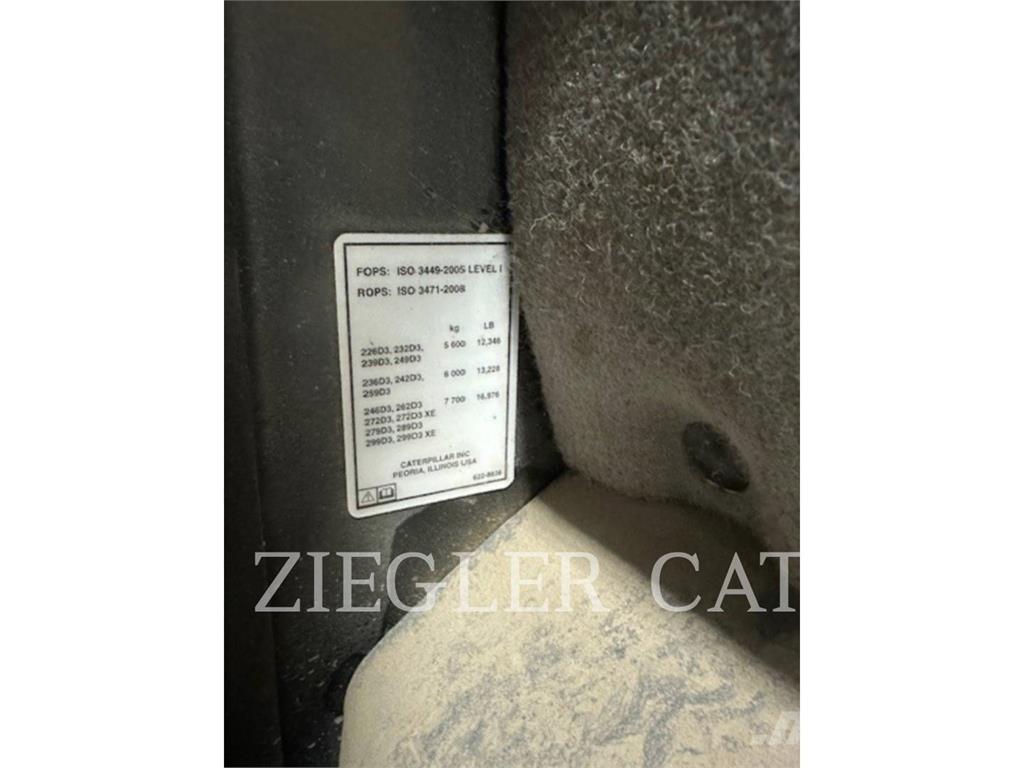 CAT 259D3 Vikšriniai krautuvai