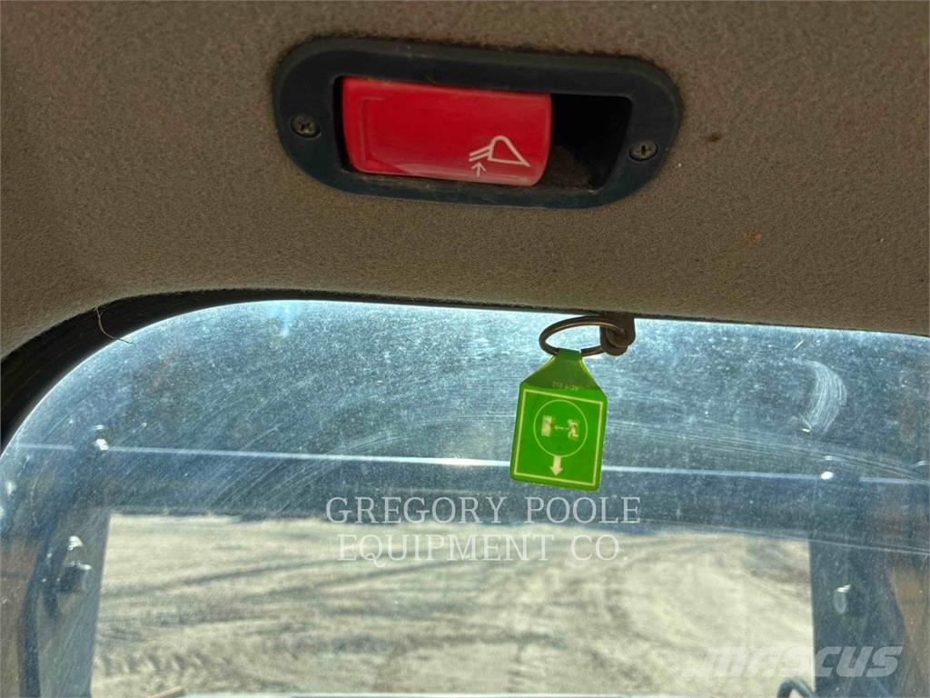 CAT 259D3 Vikšriniai krautuvai