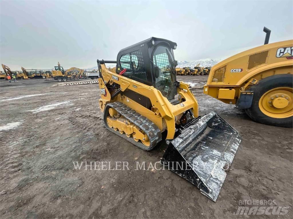 CAT 259D3 C3H2 Vikšriniai krautuvai