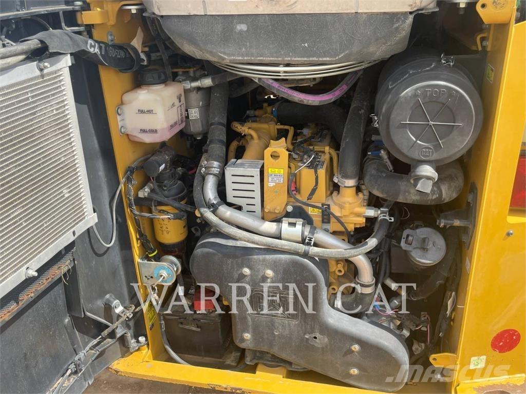 CAT 259D3 C3H2 Vikšriniai krautuvai