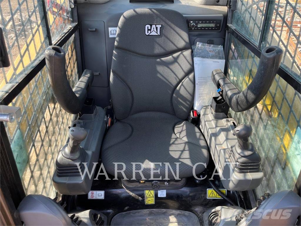 CAT 259D3 C3H2 Vikšriniai krautuvai