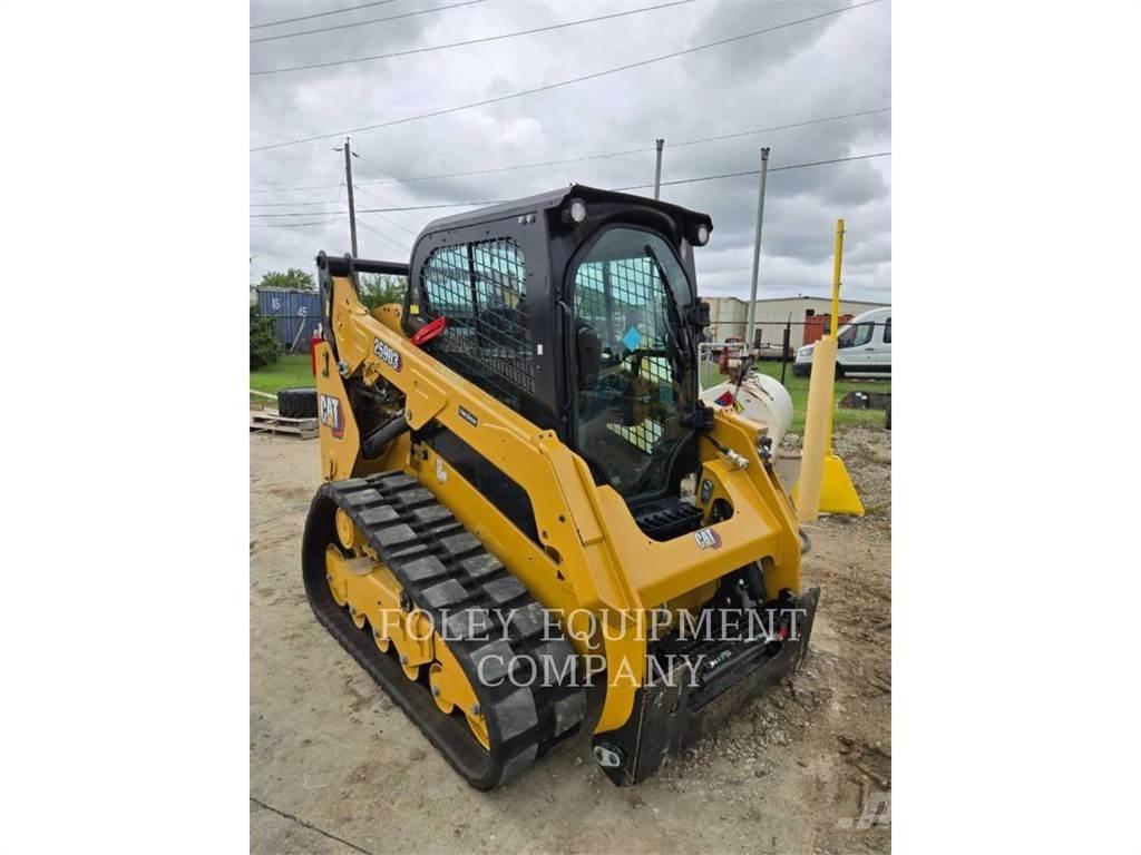 CAT 259D3STD2C Krautuvai su šoniniu pasukimu