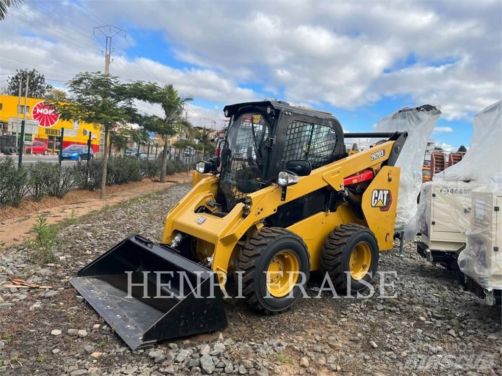 CAT 262 D Krautuvai su šoniniu pasukimu
