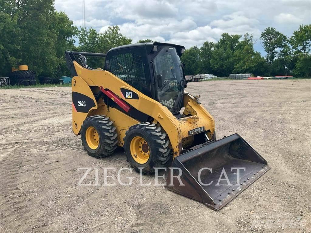 CAT 262C Krautuvai su šoniniu pasukimu