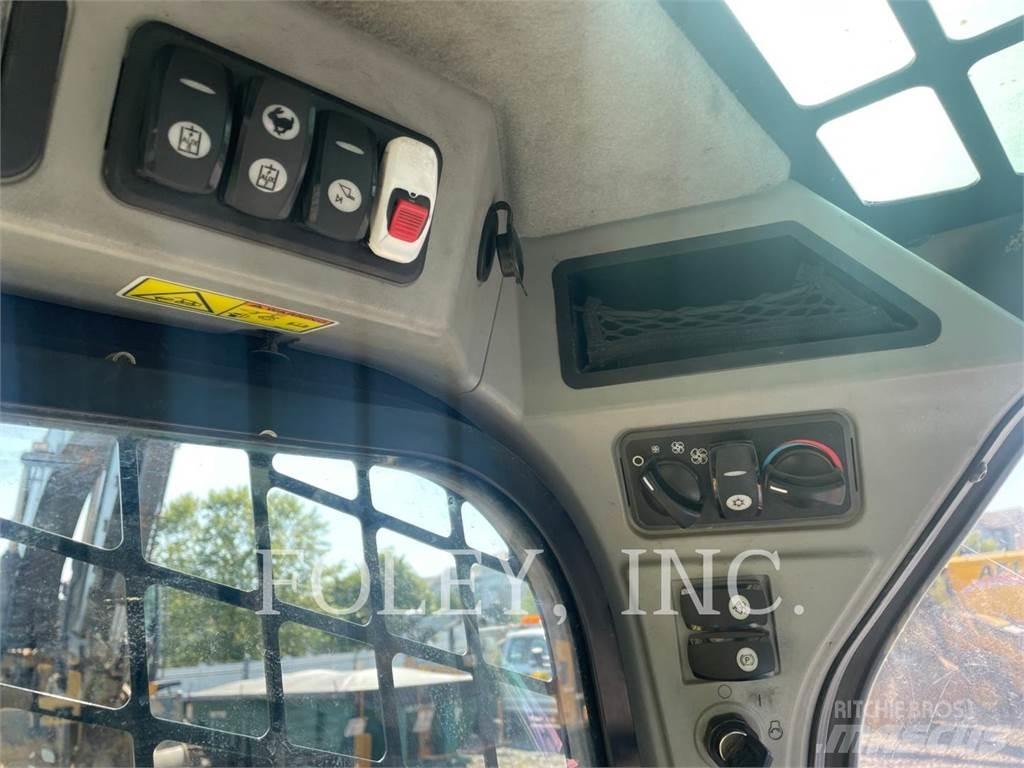 CAT 262D Krautuvai su šoniniu pasukimu