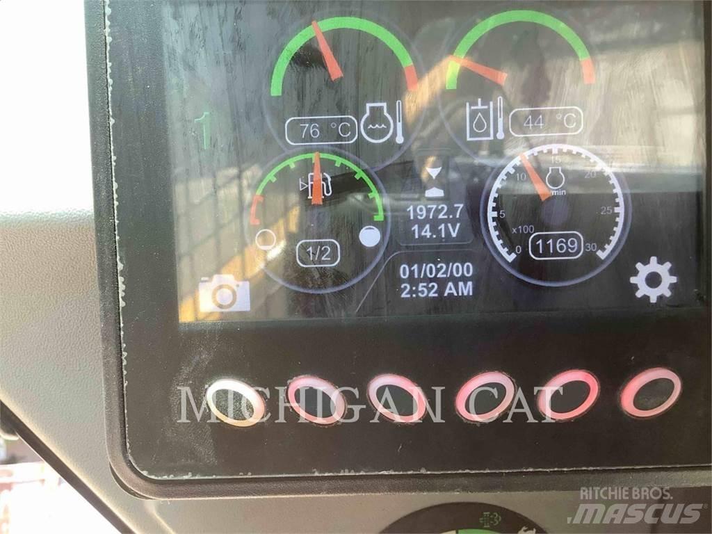CAT 262D A2Q+ Krautuvai su šoniniu pasukimu