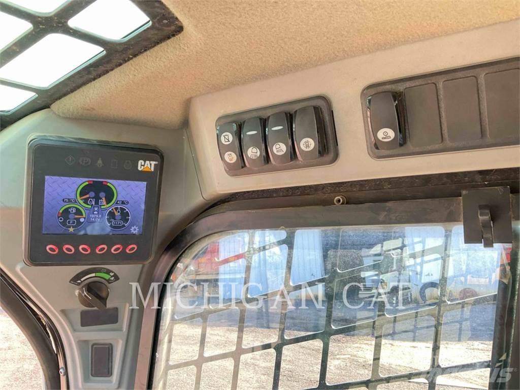 CAT 262D A2RQ Krautuvai su šoniniu pasukimu