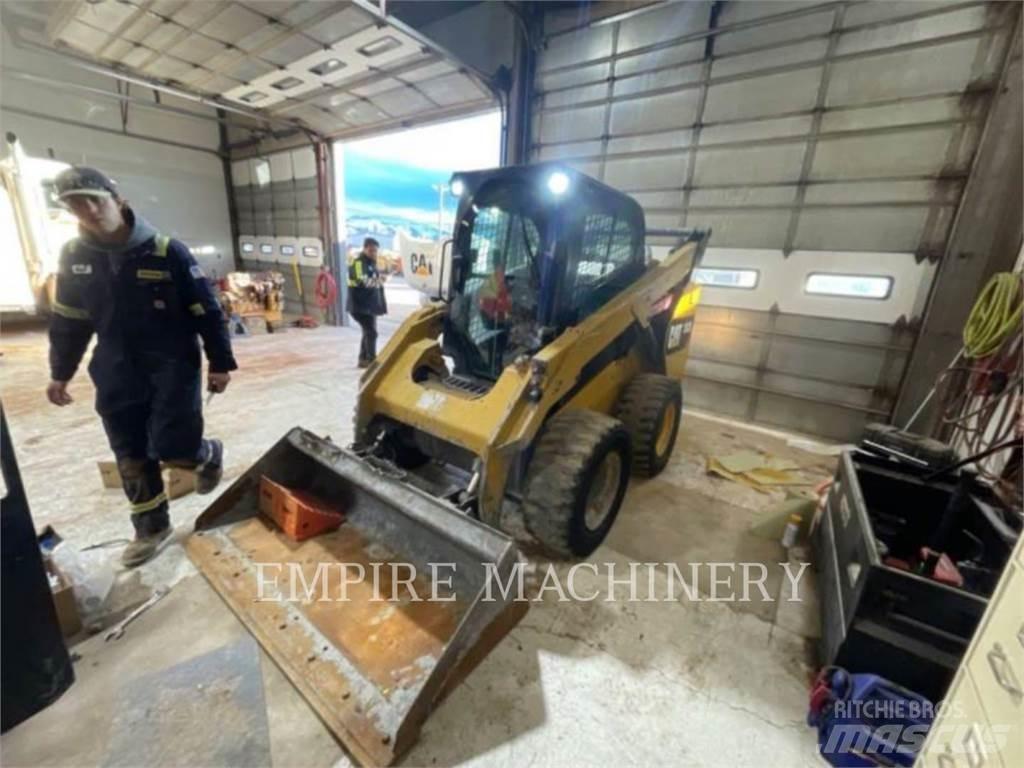 CAT 262D CA Krautuvai su šoniniu pasukimu