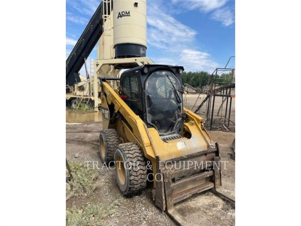 CAT 262D H3CB Krautuvai su šoniniu pasukimu
