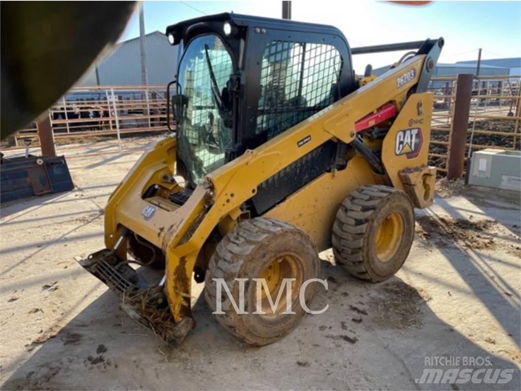 CAT 262D3 Krautuvai su šoniniu pasukimu
