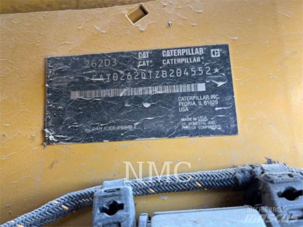CAT 262D3 Krautuvai su šoniniu pasukimu
