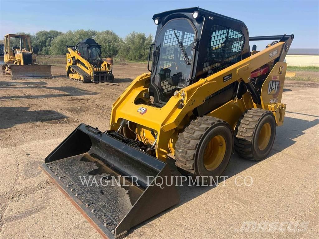 CAT 262D3 Krautuvai su šoniniu pasukimu