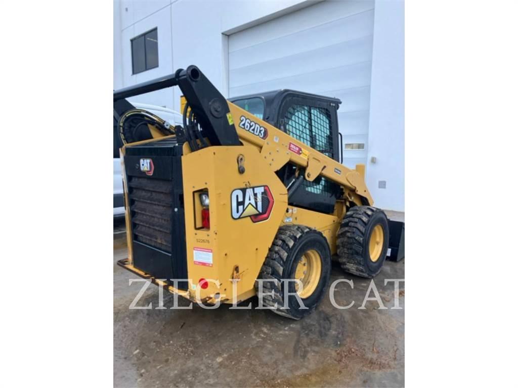 CAT 262D3 Krautuvai su šoniniu pasukimu