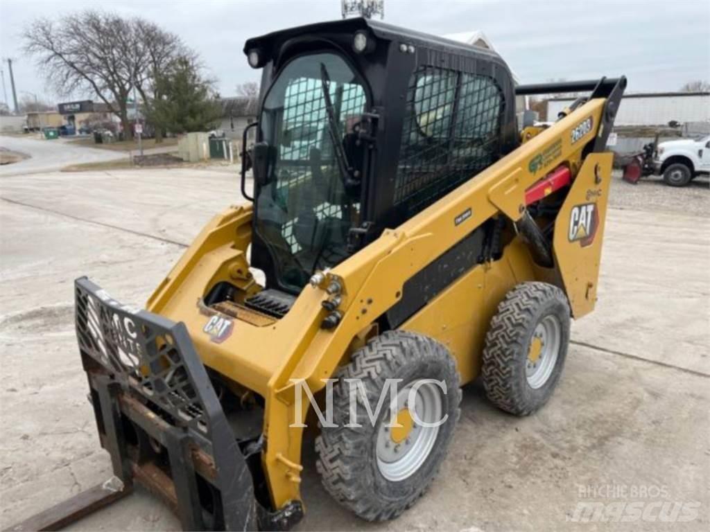 CAT 262D3 Krautuvai su šoniniu pasukimu
