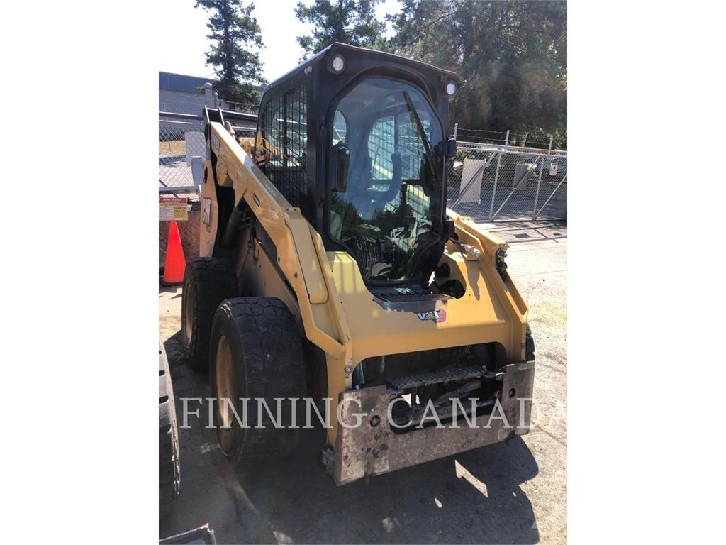 CAT 262D3 Krautuvai su šoniniu pasukimu